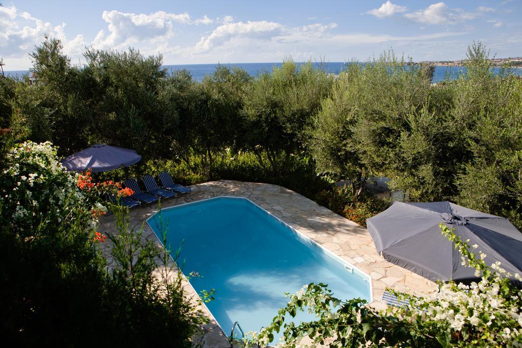 Banana Sunset Villas Paphos Exterior foto
